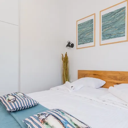 Jantar, Sun & Snow Jantar