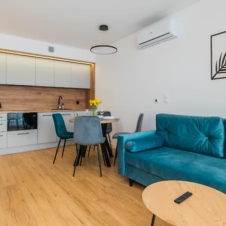 Jantar, Sun & Snow * Jantar