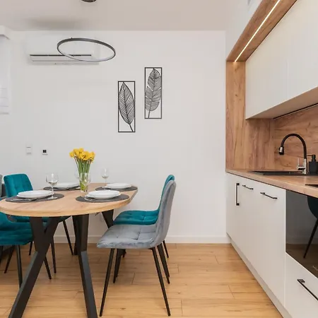 Jantar, Sun & Snow *